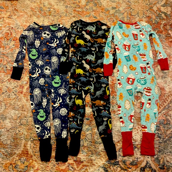 Lot of 3 Little Sleepies Zippies Pajamas- size 2T - Picture 3 of 5
